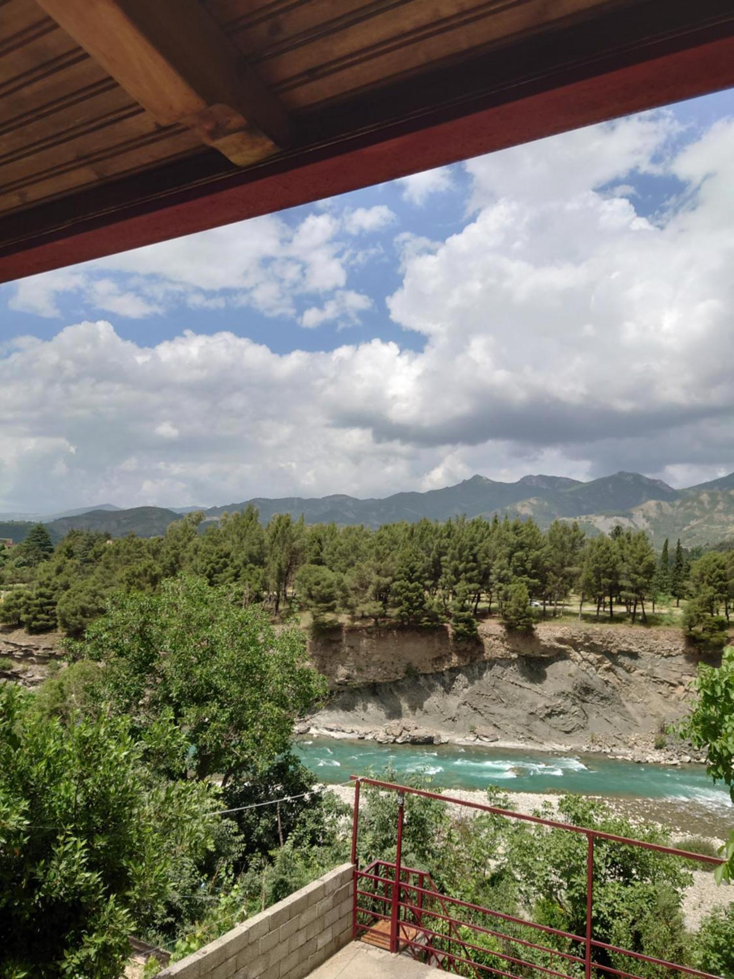 Anastasia'S Guest House Permet Luaran gambar