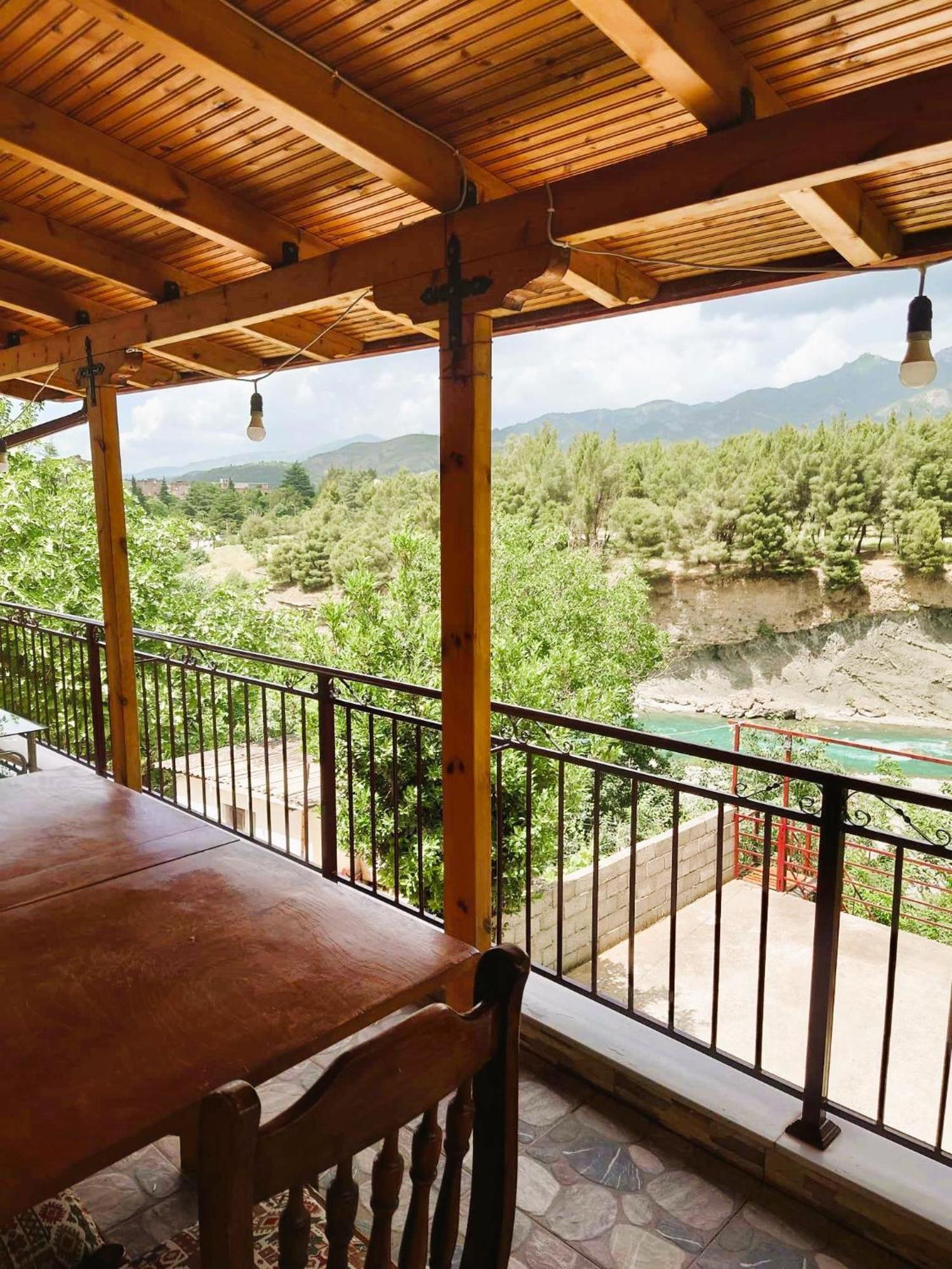 Anastasia'S Guest House Permet Luaran gambar