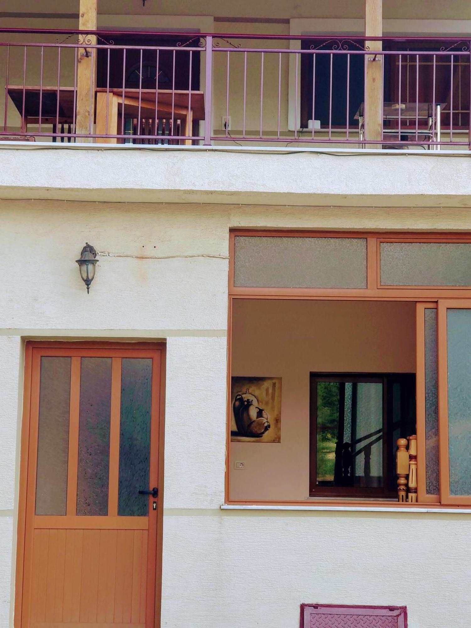 Anastasia'S Guest House Permet Luaran gambar