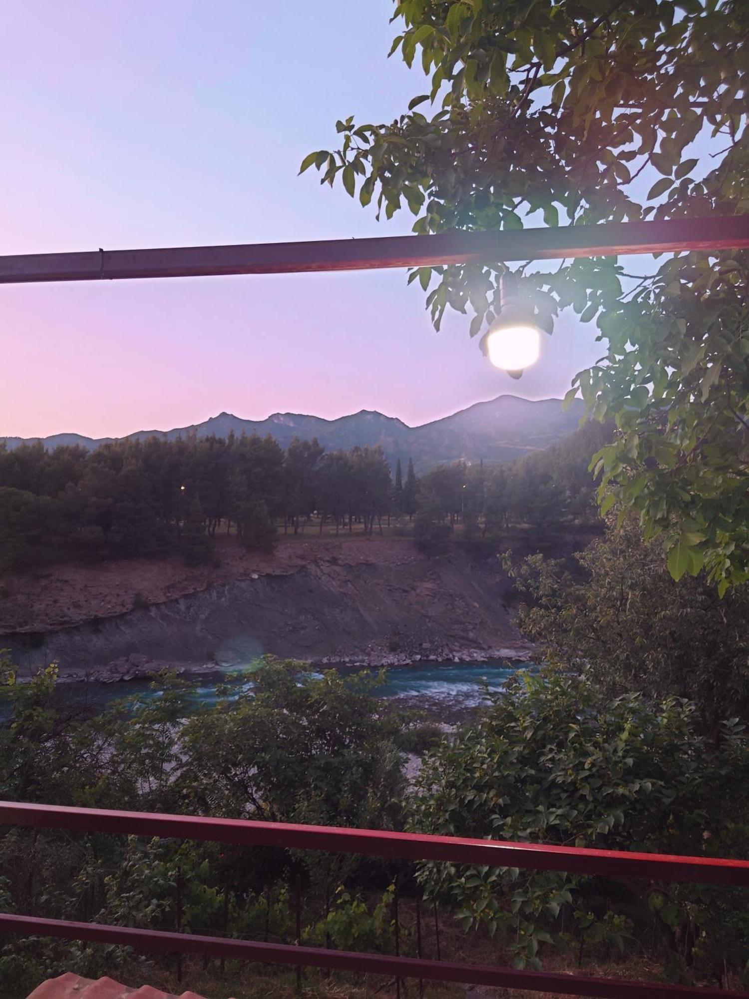 Anastasia'S Guest House Permet Luaran gambar